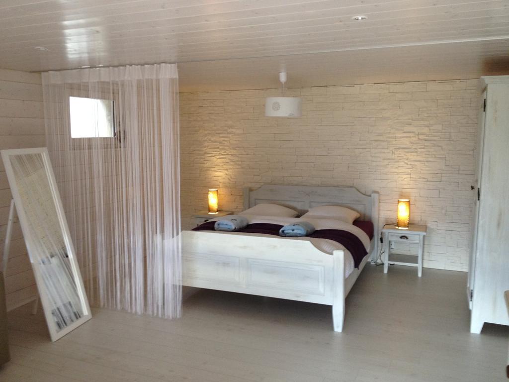 Bnb Valais - By La Sittelle Grimisuat Chambre photo